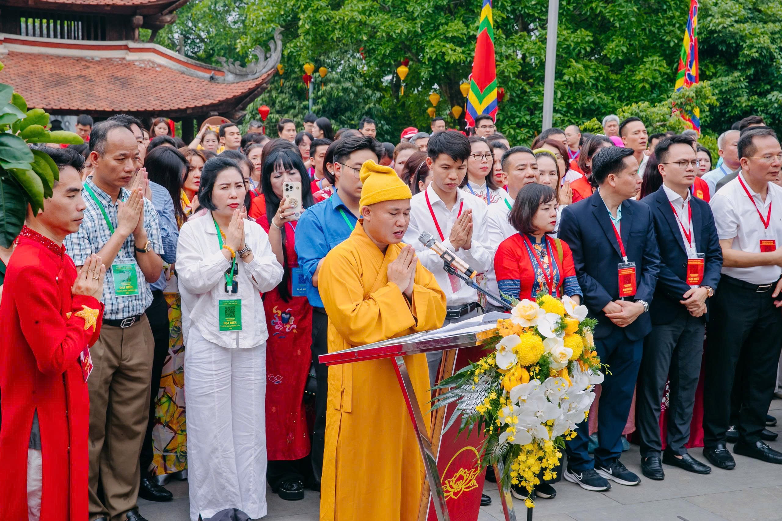 phat-dong-cuoc-thi-dai-su-trong-cay-nhi-su-trong-cay-gieo-mam-xanh-huong-ve-nguon-coi-1.jpg