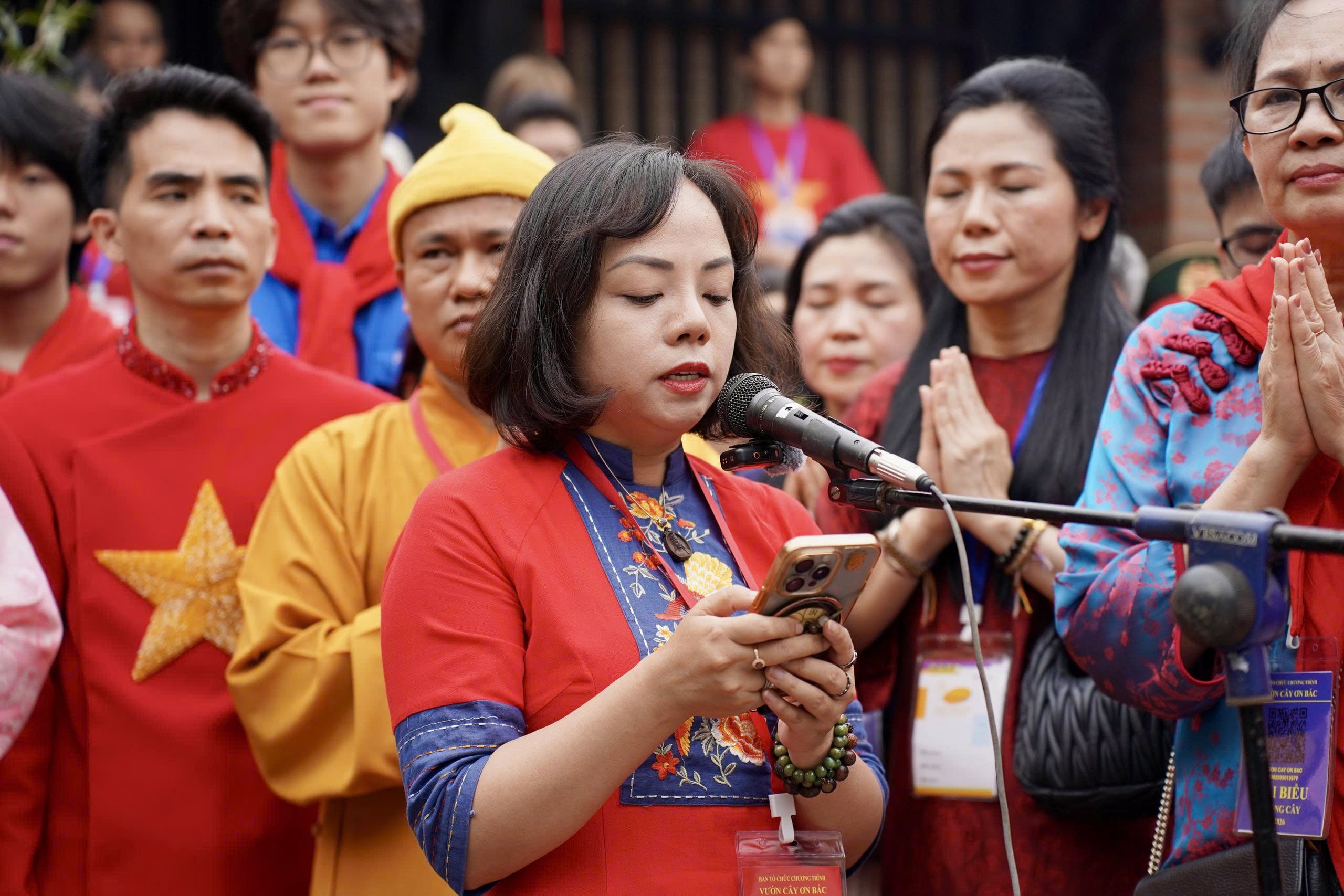 phat-dong-cuoc-thi-dai-su-trong-cay-nhi-su-trong-cay-gieo-mam-xanh-huong-ve-nguon-coi-4.jpg