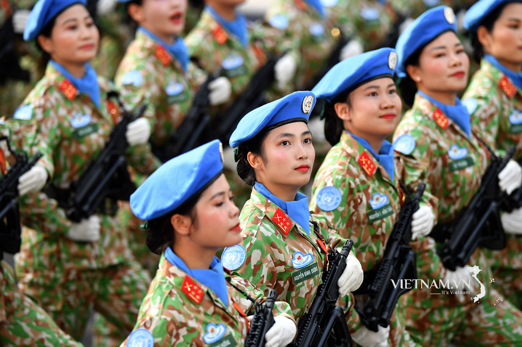 Proud Vietnamese Women