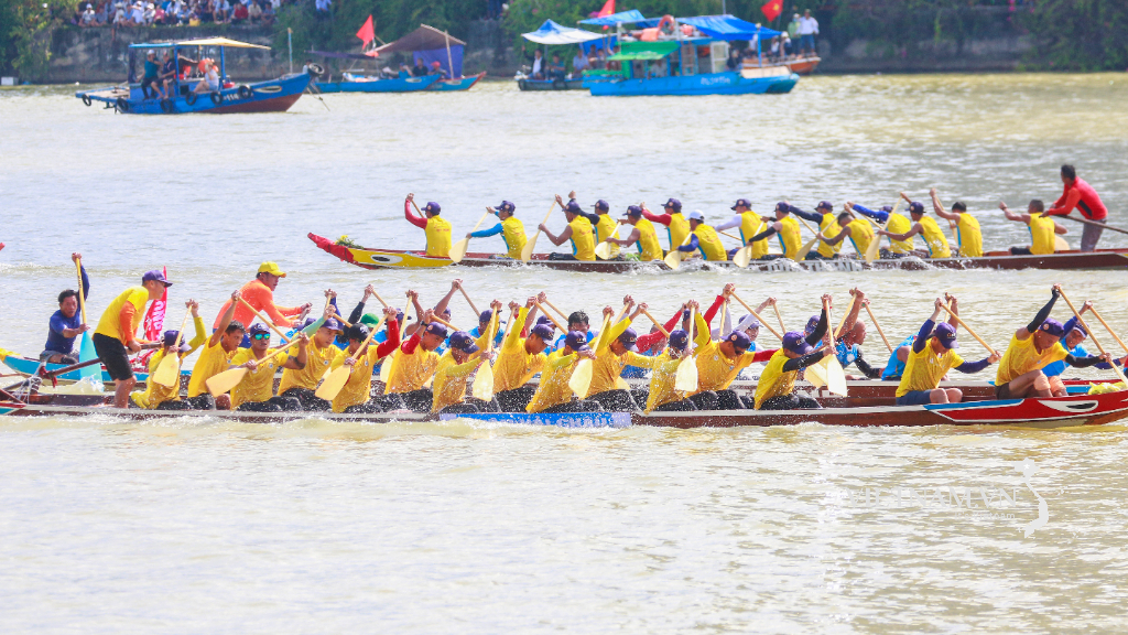 ការប្រកួតប្រជែងដ៏គួរឱ្យរំភើប