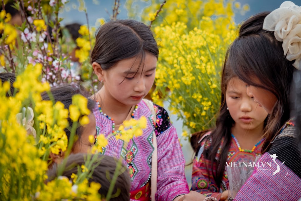 Những Đứa Trẻ ở Tà Số