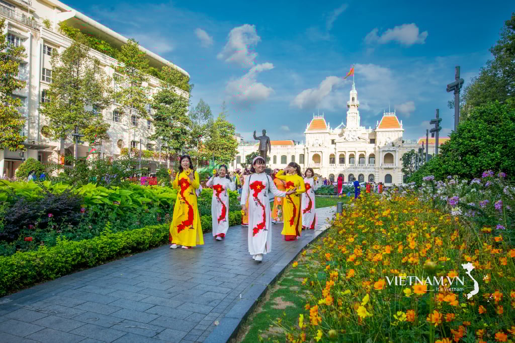 Ngàn năm áo dài - Rạng rỡ Việt Nam-7