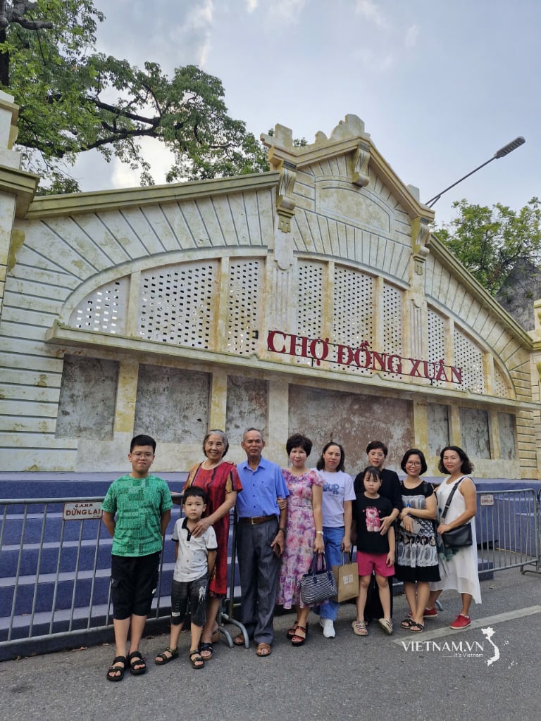 รำลึกถึงการปลดปล่อยเมืองหลวง-7