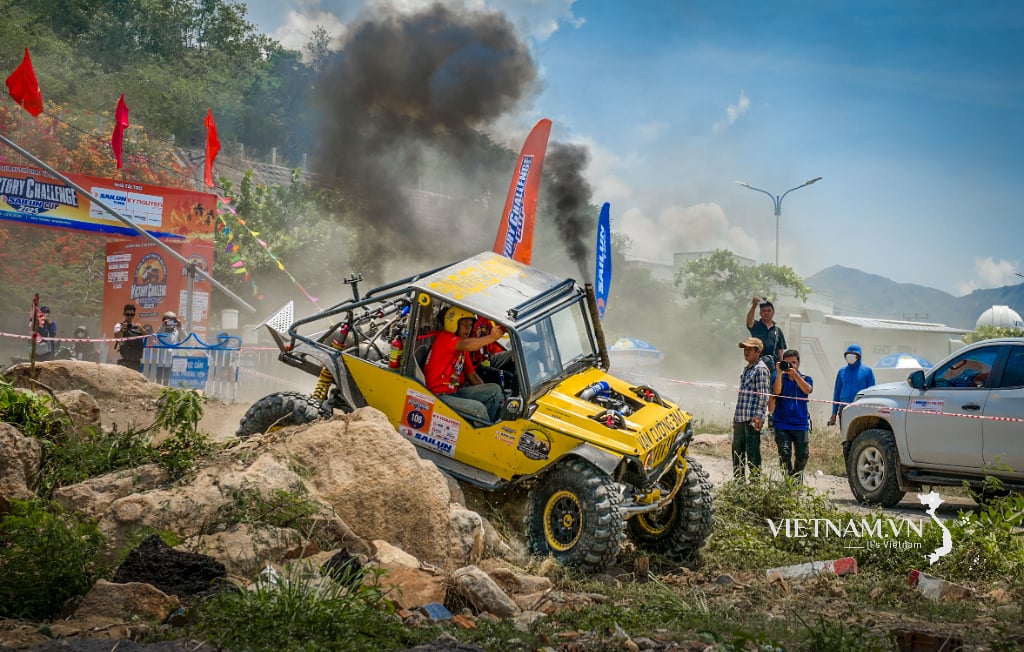 ការ​ប្រណាំង​ក្រៅ​ផ្លូវ បំពេញ​ចំណង់​ចំណូល​ចិត្ត ការ​ប្រឈម​នឹង​ភាព​ក្លាហាន-3