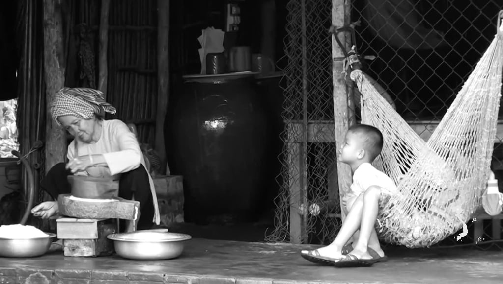 Traditional Craft of An Ngai Rice Paper - Ho Chi Minh City-5