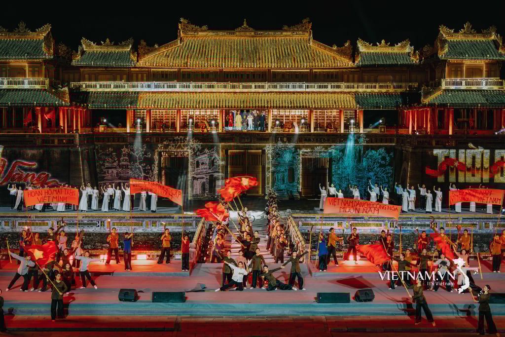 Sắc màu hoà bình-3
