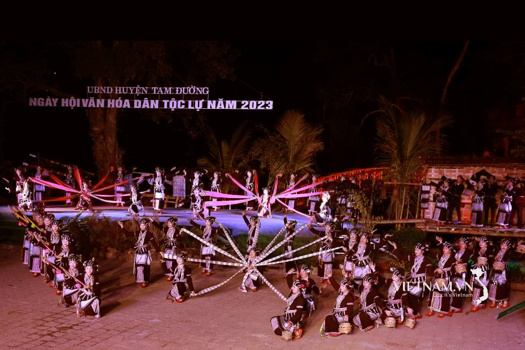 Ngày Hội Bản Hon-8