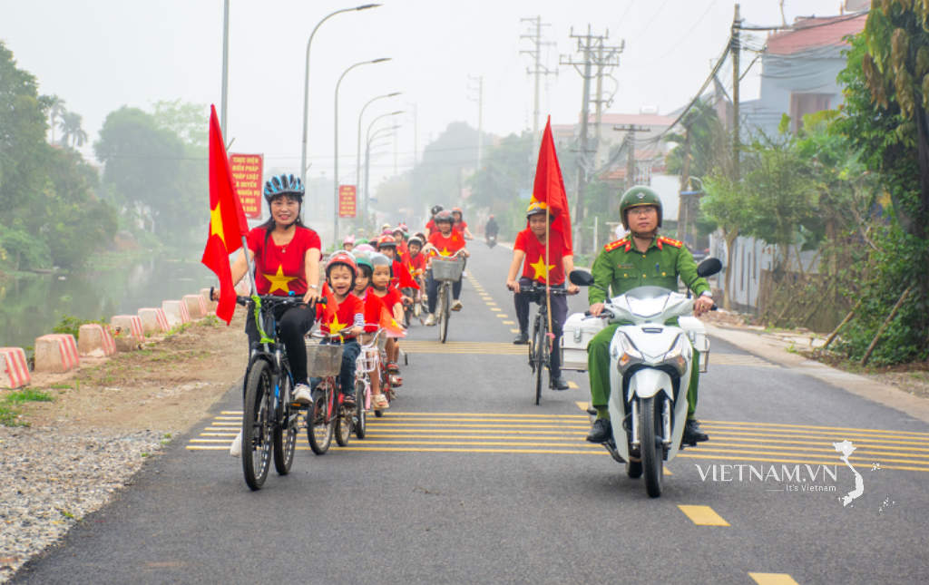 Bé với An toàn Giao thông-6