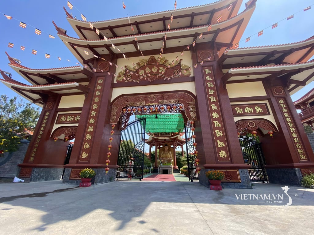 Hung Thien Pagode – Ein antiker Tempel mit einer über 250-jährigen Geschichte.
