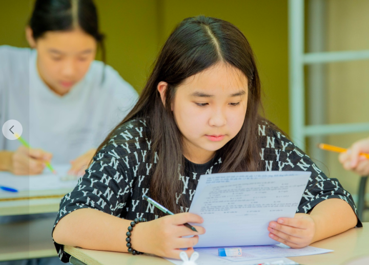 Une erreur dans l'examen de mathématiques de la 6e année, selon l'école Marie Curie, est due à une « erreur d'impression » - 1