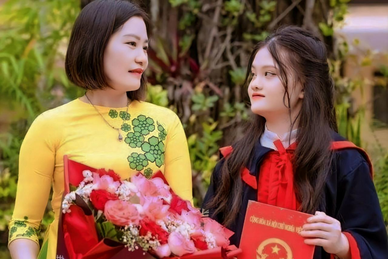 นักศึกษาสาวสมองพิการสร้างปาฏิหาริย์