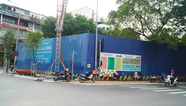 Pourquoi le District 1 a-t-il proposé de construire 6 terrains de premier choix à Ho Chi Minh-Ville comme parkings ? photo 13