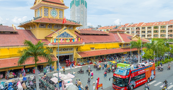 ផ្លូវឡានក្រុងពីរជាន់ Saigon