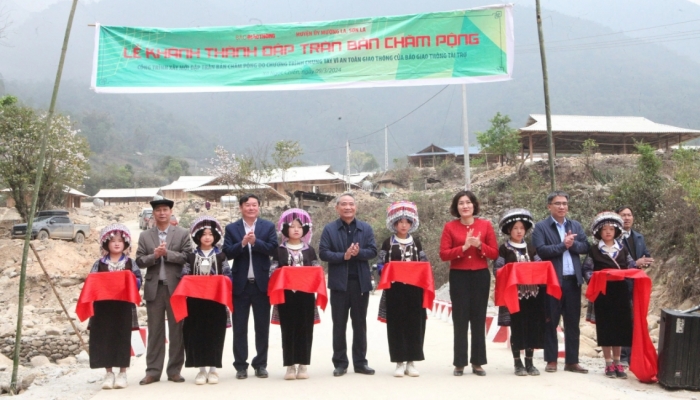 Báo Giao thông khánh thành đập tràn Chăm Pộng tại xã Ngọc Chiến, huyện Mường La