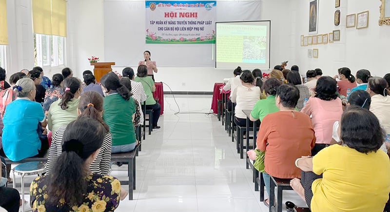 Women's Unions at all levels participate in propaganda and dissemination of legal education.