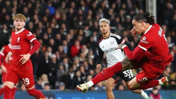 Vượt qua Fulham, Liverpool vào chung kết cùng Chelsea