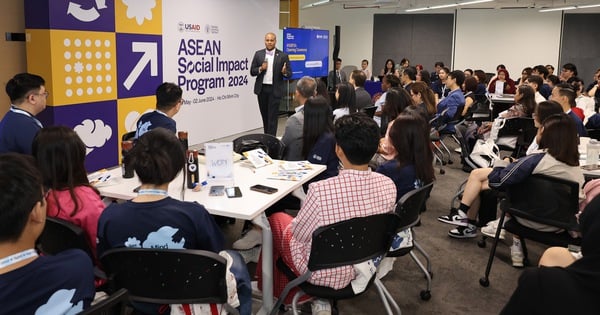 100 students from 11 Southeast Asian countries come to Ho Chi Minh City to seek social project ideas