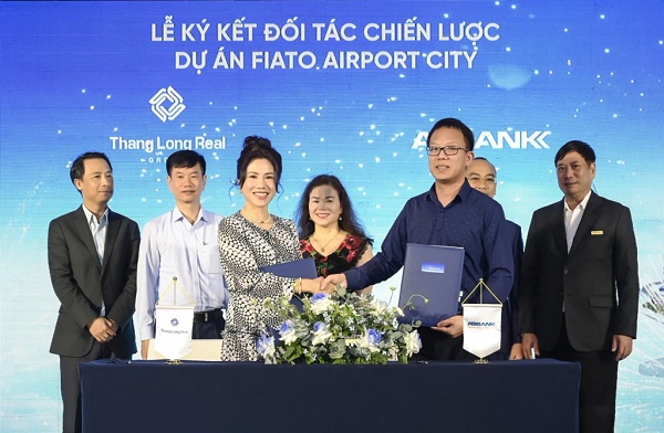 Thang Long Real Group signed a comprehensive cooperation agreement with ABBank