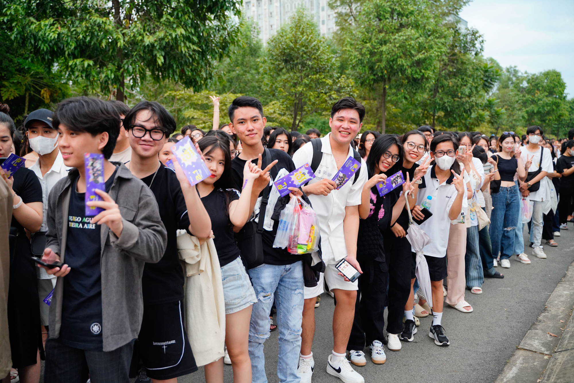 tpbank 2in1 คอนเสิร์ตเทศกาลดนตรีประสบการณ์เต็มรูปแบบโดยใช้สารพิษ ภาพที่ 3