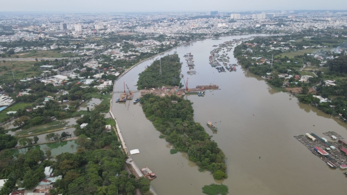 L'area intorno al canale Cai è stata sgomberata dopo il trasferimento di 20 famiglie. Foto: Phuoc Tuan
