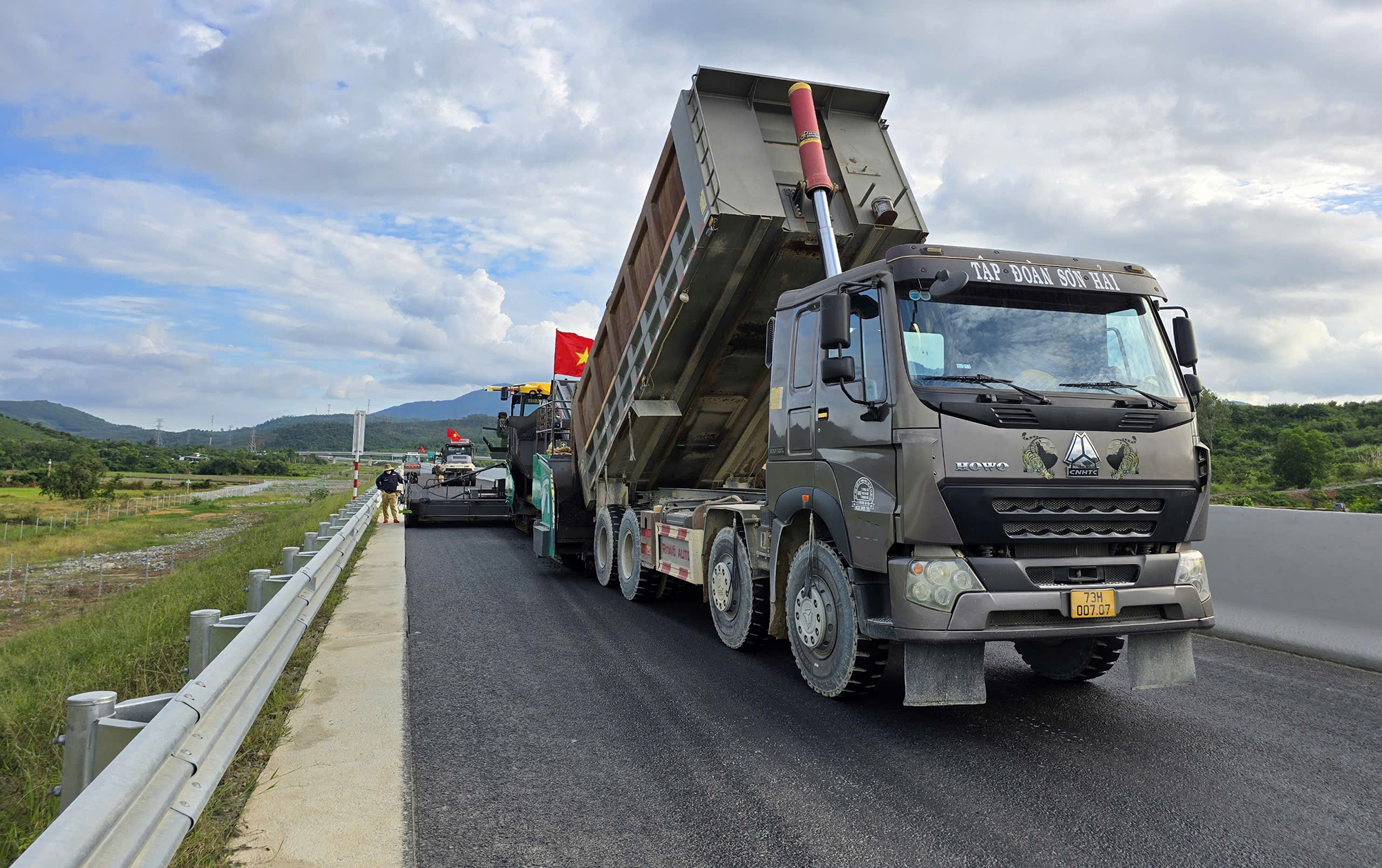 Hóa giải thách thức giải ngân 75.000 tỷ vốn giao thông - Ảnh 2.