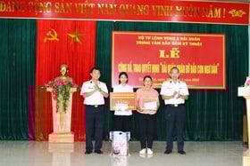 มอบรางวัล “กองทัพเรือรับอุปถัมภ์บุตรชาวประมง”