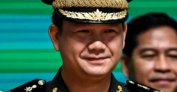 El general Hun Manet, hijo del primer ministro Hun Sen, describe una estrategia para ganarse el corazón del pueblo.