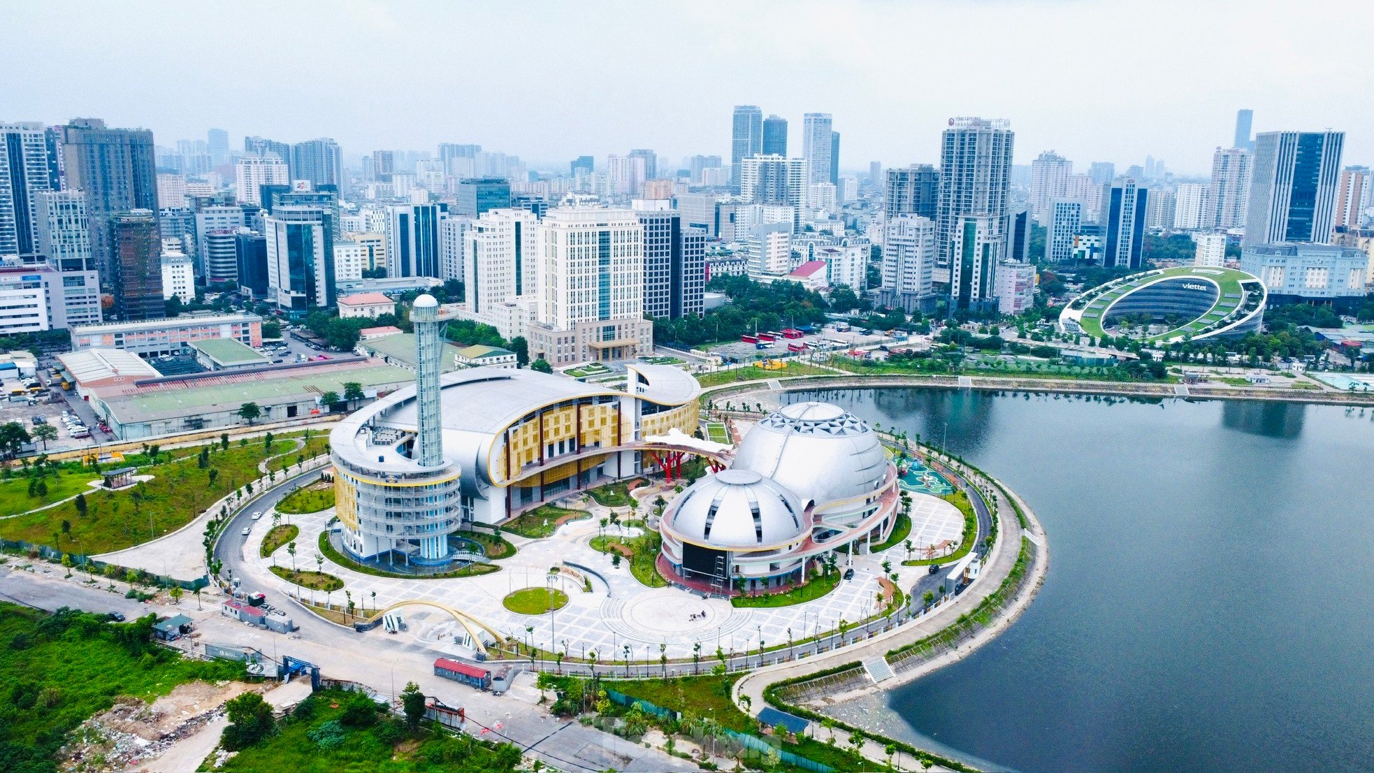 Blick von oben auf den Hanoi-Kinderpalast im Wert von mehr als 1.300 Milliarden VND Foto 8