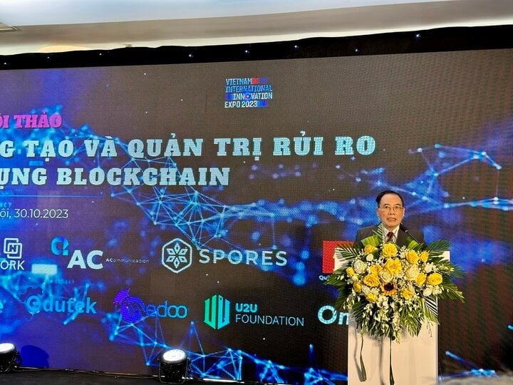 Sr. Tran Van Huay - Ex Viceministro de Ciencia y Tecnología, Presidente de la Asociación Blockchain de Vietnam.