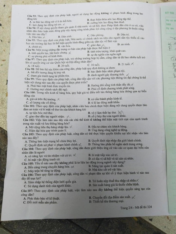 Chi tiết đề thi, giải đề thi môn Lịch sử, Địa lý, Giáo dục công dân ảnh 3