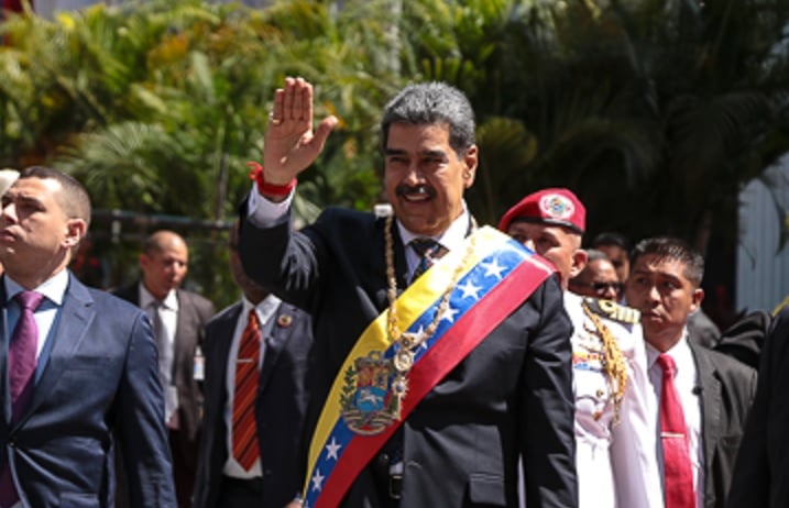 tong thong venezuela nicolas maduro tuyen the nham chuc truoc suc ep tu phuong tay hinh 1