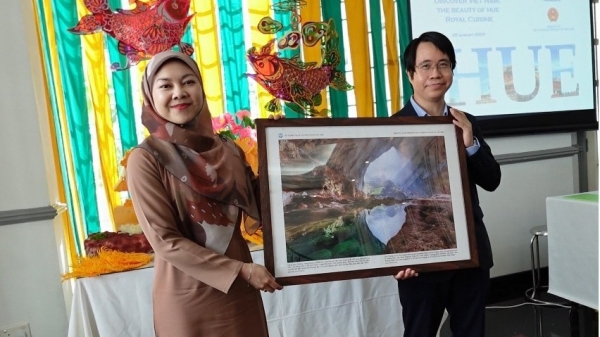 Spreading Hue royal cuisine, promoting Vietnamese language in Brunei