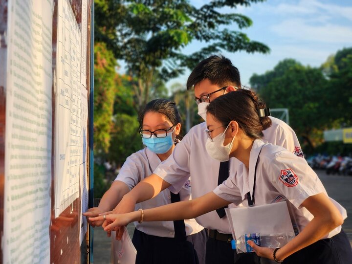 ការអប់រំគីមីវិទ្យាកំពុងត្រូវបានបណ្តុះបណ្តាលនៅក្នុងសាលាជាច្រើន។ (រូបភាព)