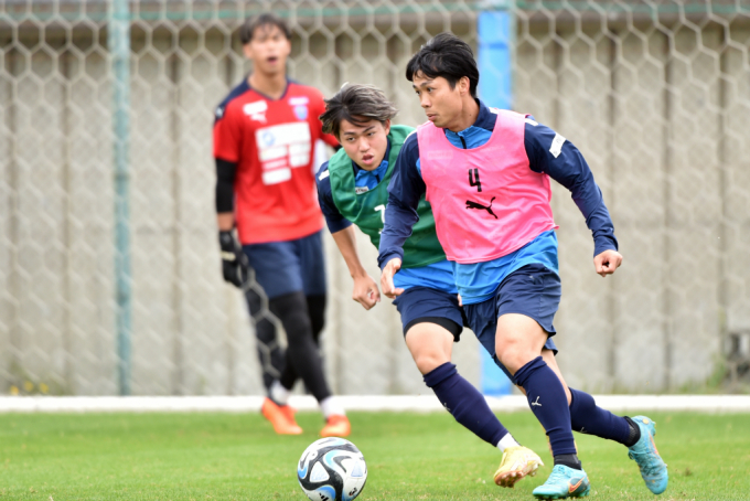 Cong Phuong has not been able to play in J-League 1 season 2023 in Yokohama FC shirt. Photo: HM