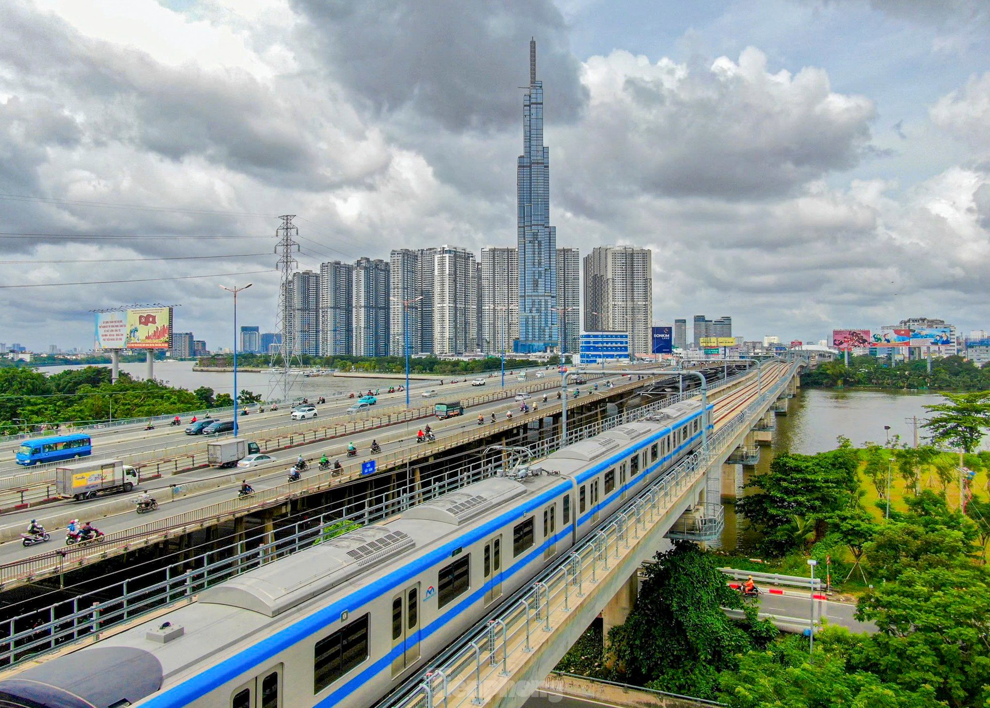 Nhìn trên cao toàn tuyến metro số 1 Bến Thành - Suối Tiên ảnh 9