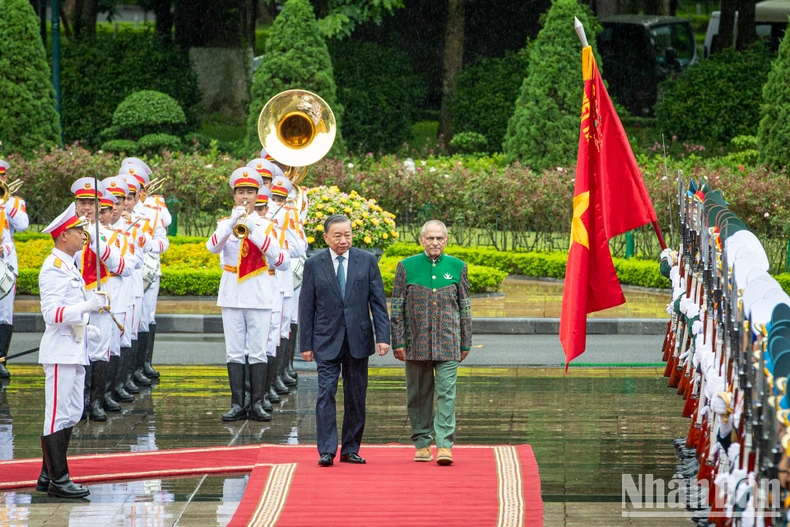 [写真] トゥ・ラム大統領がベトナム国賓訪問中の東ティモールのジョゼ・ラモス＝ホルタ大統領の歓迎式典を主宰 写真6