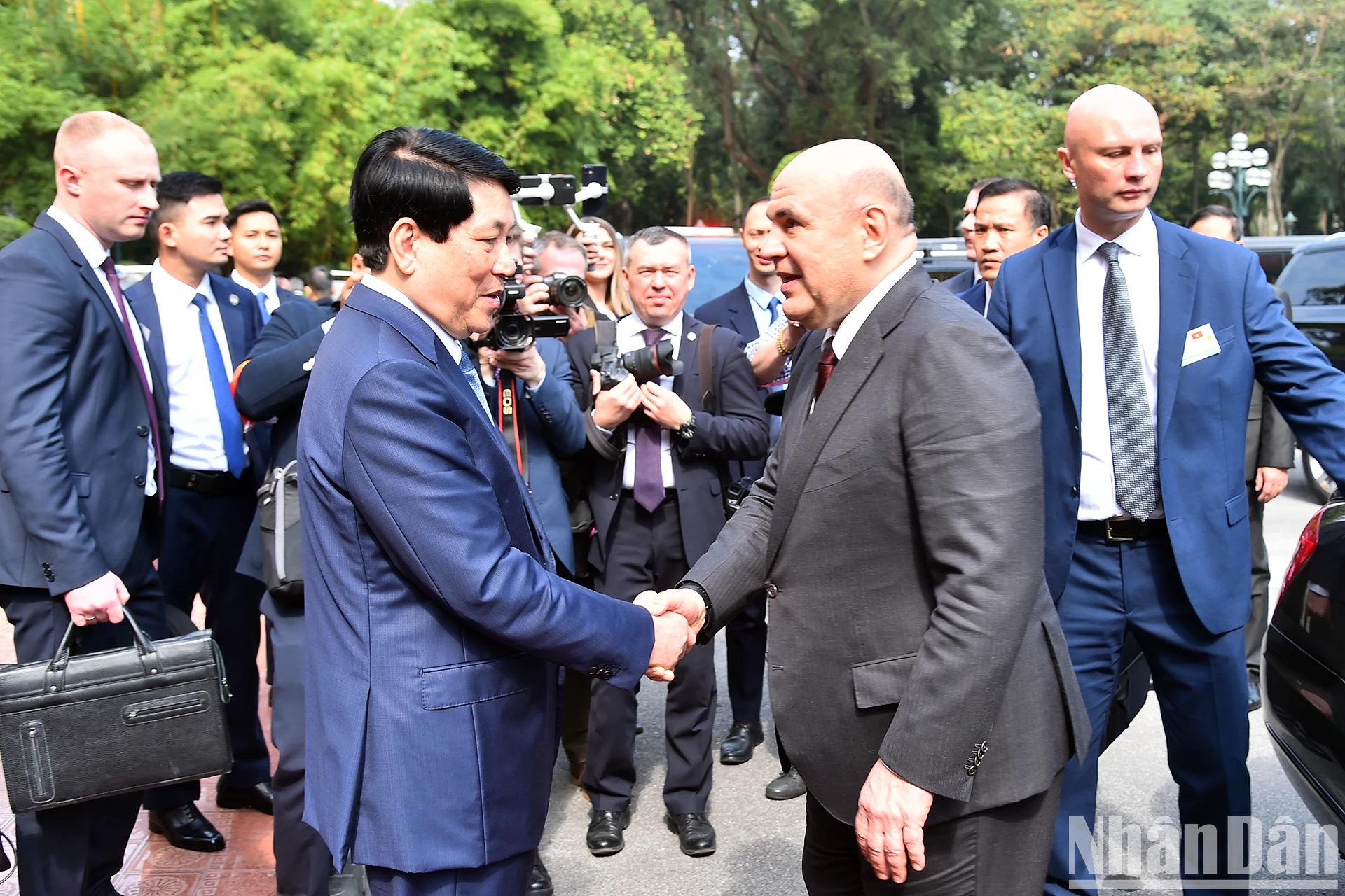 [Foto] Präsident Luong Cuong erhält die Freundschaftsmedaille des Staates der Russischen Föderation Foto 11