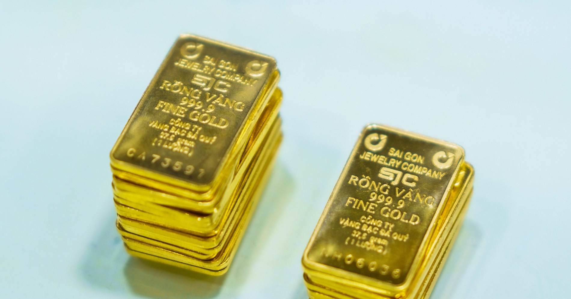 State Bank continues to control gold price difference