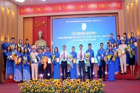 Lâm Thao tuyên dương “Thanh niên tiên tiến làm theo lời Bác”