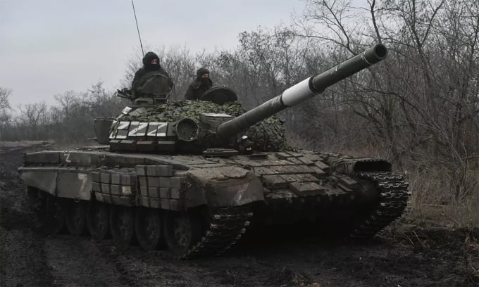 Russische T-72-Panzer bereiten sich am 23. Januar auf den Angriff ukrainischer Stellungen vor. Foto: RIA Novosti