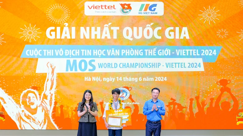 Học sinh trường Ams được lựa chọn tham dự kỳ thi Vô địch Tin học văn phòng thế giới ảnh 2