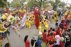 រឿងស្នេហារបស់បុរសក្រីក្រម្នាក់ឈ្មោះ Chu និងកូនស្រីរបស់ស្តេច Hung