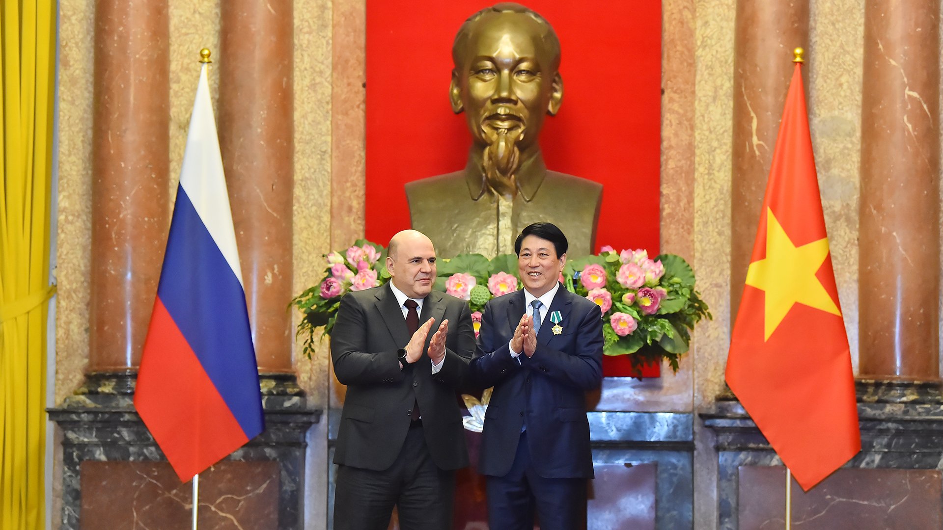 Präsident Luong Cuong erhielt den Orden der Freundschaft vom Staat der Russischen Föderation.