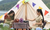 Young people flock to check in at 'Ha Long Bay in Nghe An'