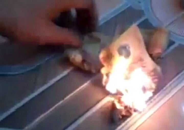 Burning money is illegal. (Illustration photo)