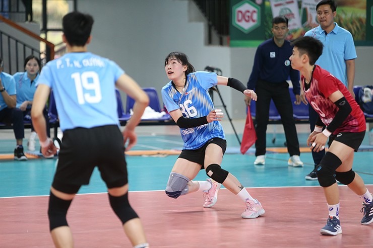 Vẻ xinh đẹp của ngoại binh Trung Quốc mang số áo 36, đang thi đấu cho bóng chuyền Thanh Hóa- Ảnh 2.