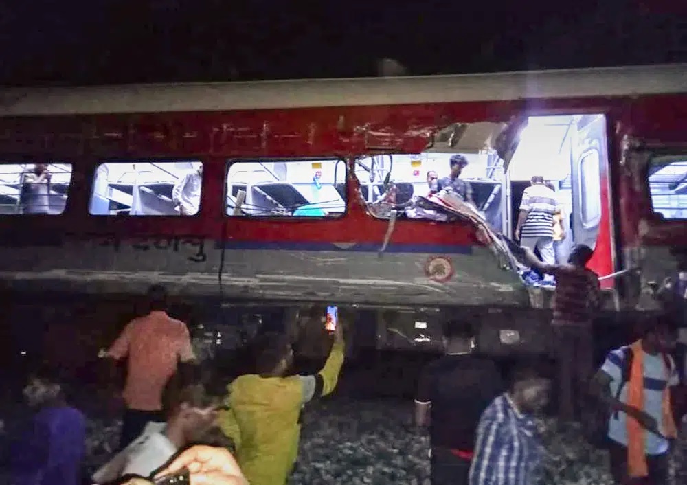 Plus de 200 personnes ont été tuées et 900 blessées dans l'accident ferroviaire survenu en Inde. Image 2