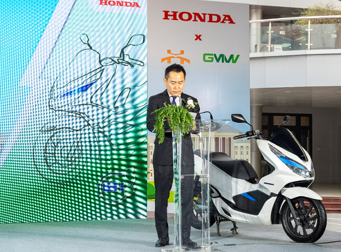 На мероприятии выступил г-н Кодзи Сугита, генеральный директор Honda Vietnam.