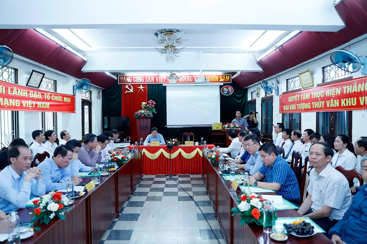 small_20240310-bo-truong-tham-dai-kttv-tay-nguyen-4.jpg