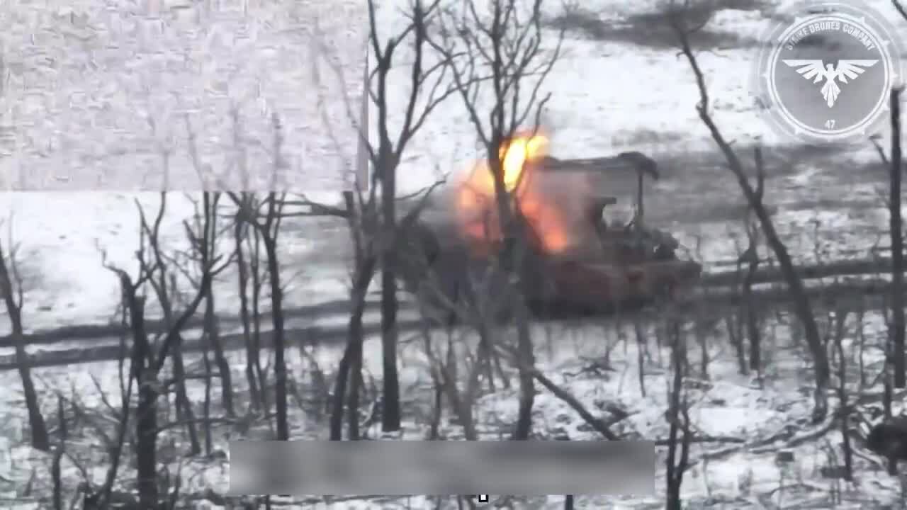 Russian soldiers abandon T-90M tanks after being attacked by UAVs
